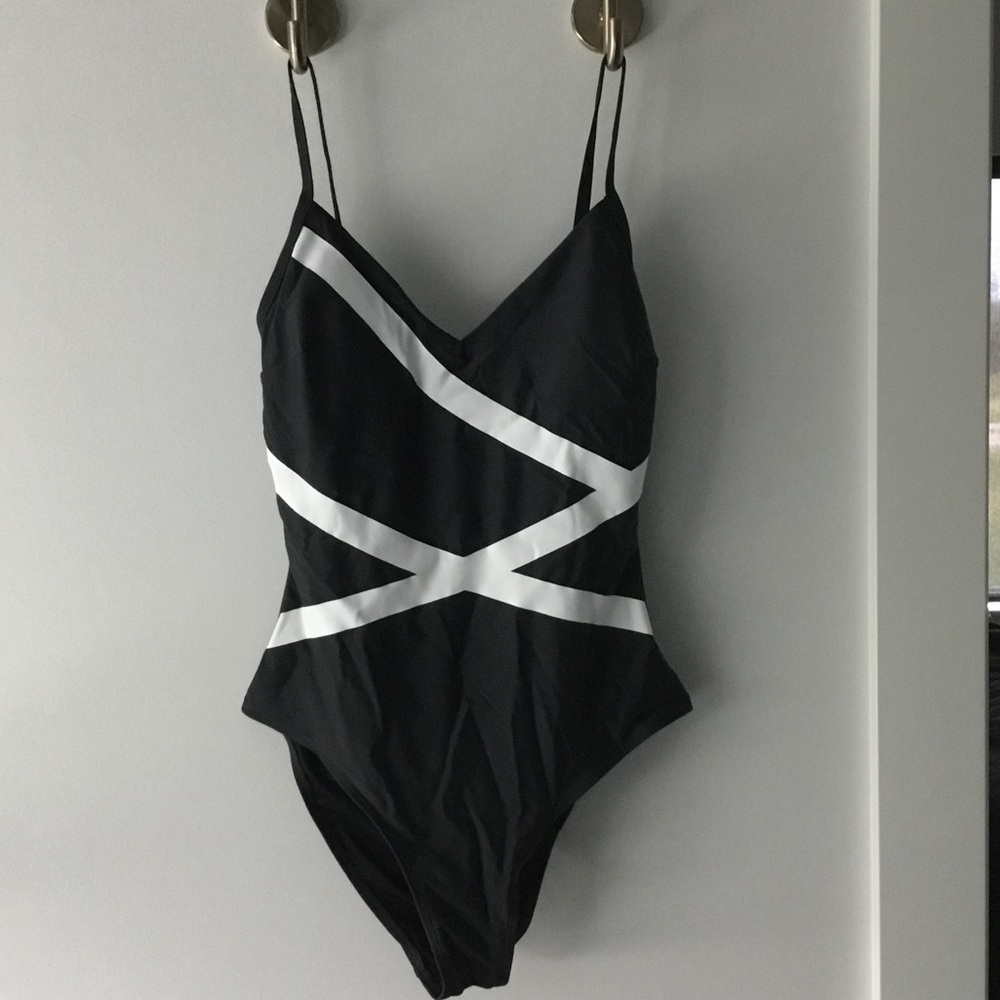 Cupshe Black One-Piece Swimsuit with White Stripes